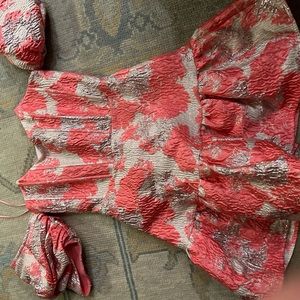 Pink and silver showpiece NWT size 4 dress. Metallic textured dress- so cute